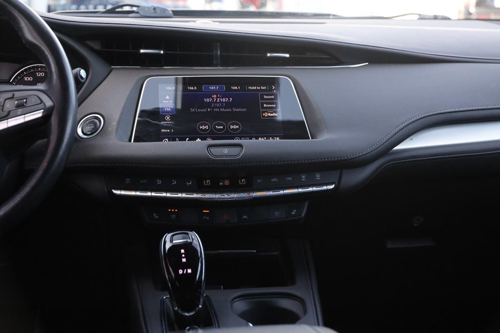 Cadillac XT4 Vehicle Image 25