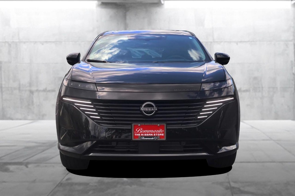 Nissan Murano Vehicle Image 04