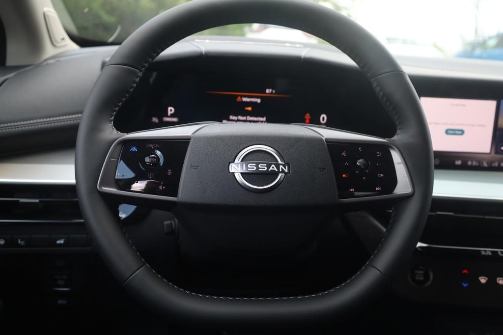 Nissan Murano Vehicle Image 08