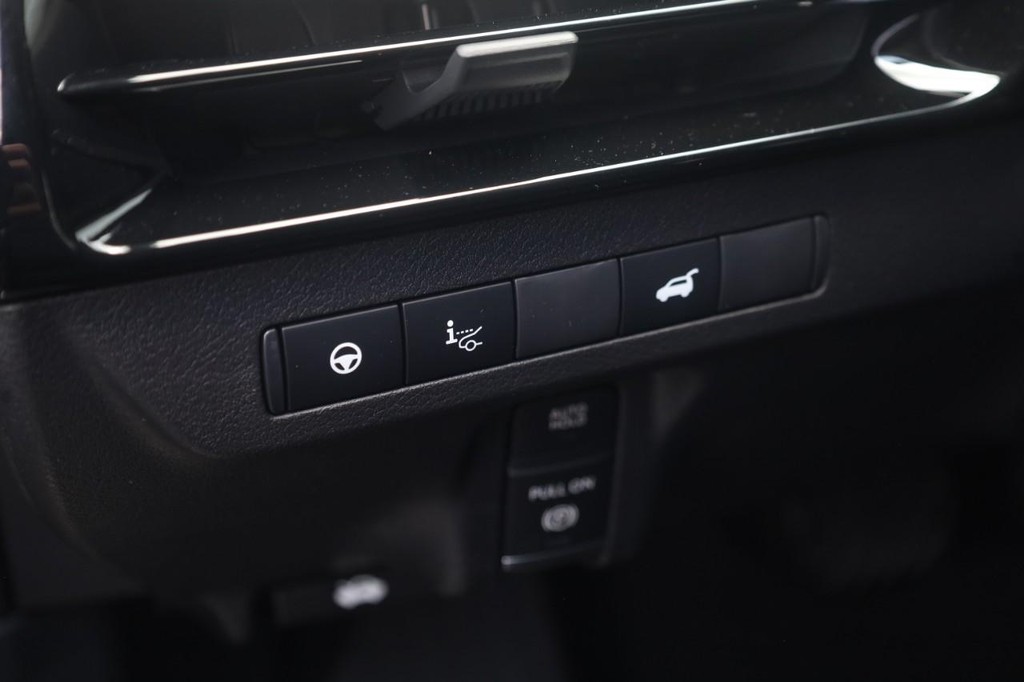 Nissan Murano Vehicle Image 13