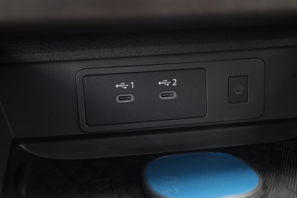 Nissan Murano Vehicle Image 18