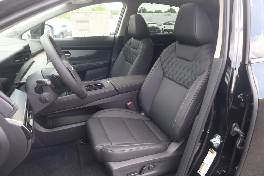 Nissan Murano Vehicle Image 20