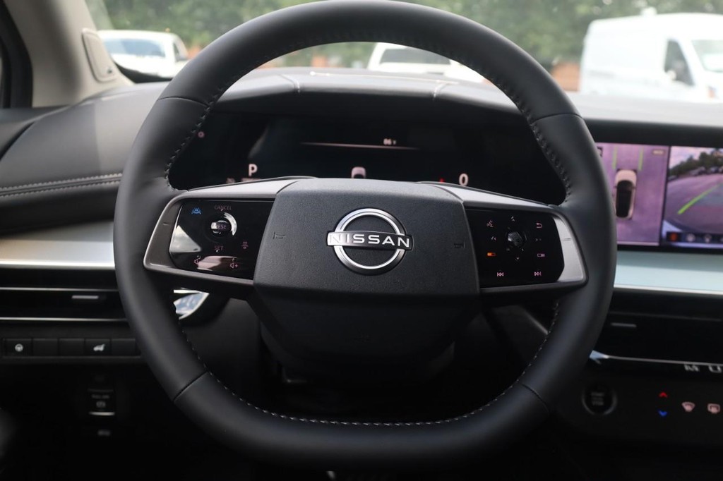 Nissan Murano Vehicle Image 08