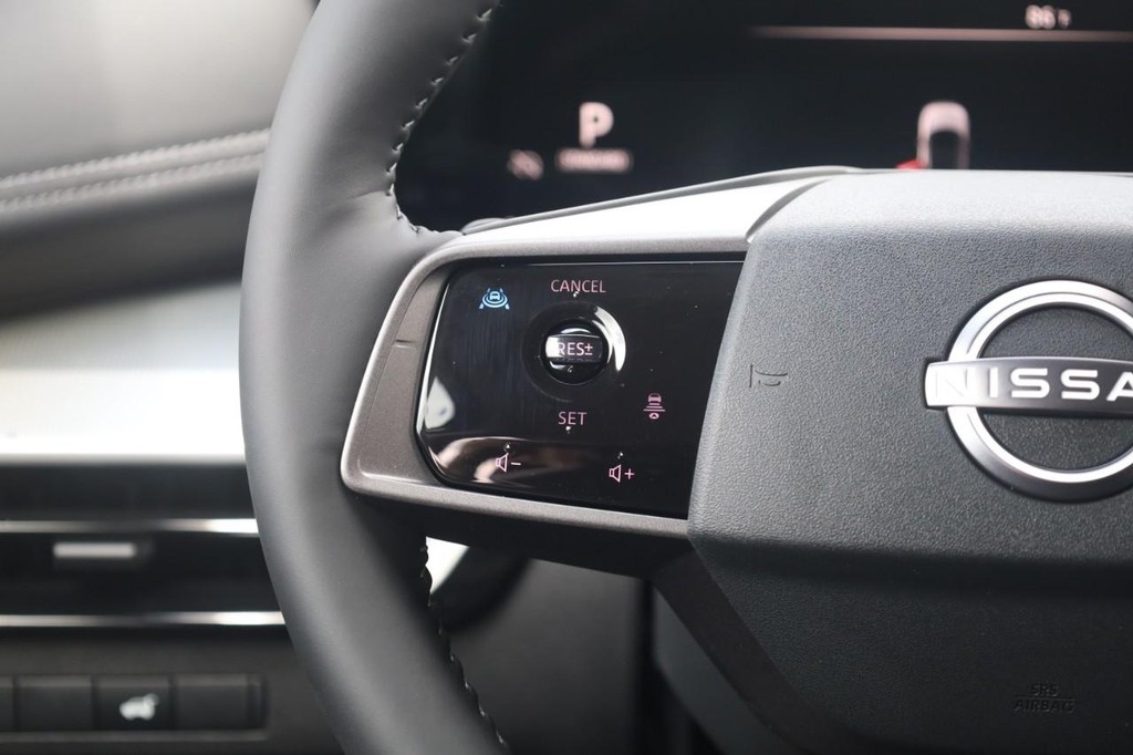 Nissan Murano Vehicle Image 10