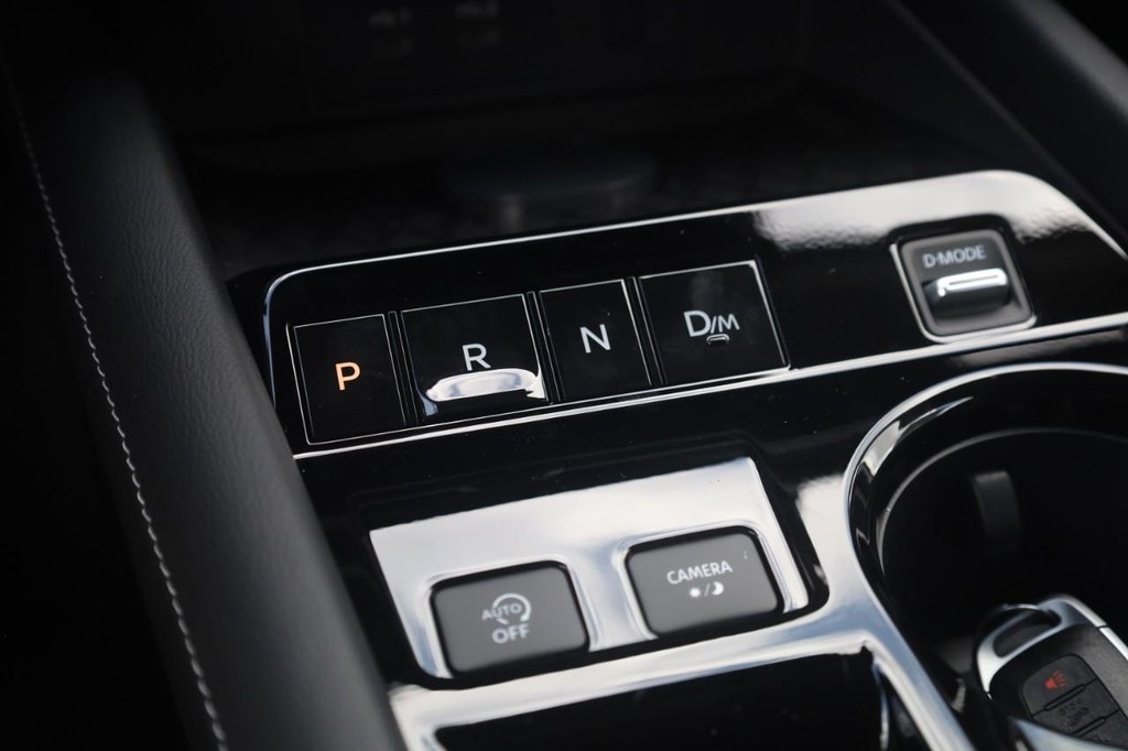 Nissan Murano Vehicle Image 19