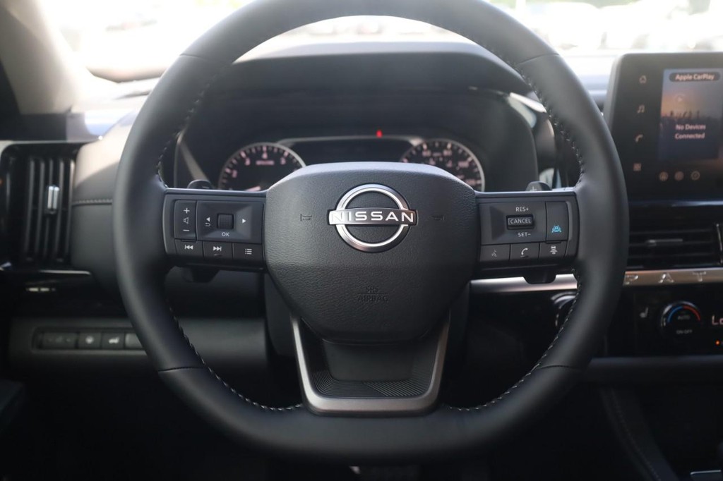 Nissan Pathfinder Vehicle Image 08