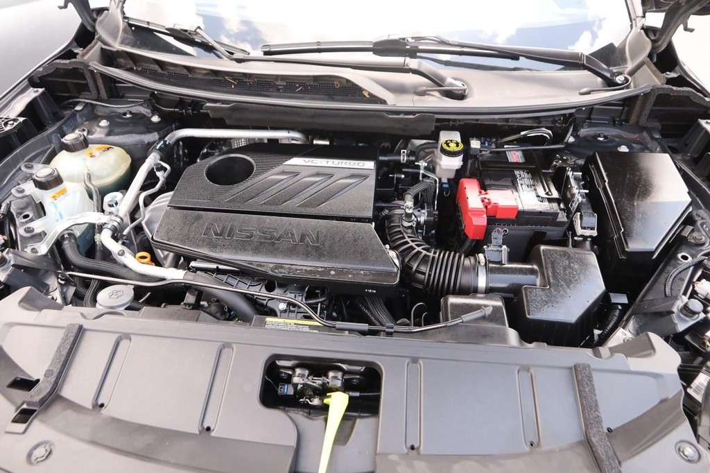 Nissan Rogue Vehicle Full-screen Gallery Image 27