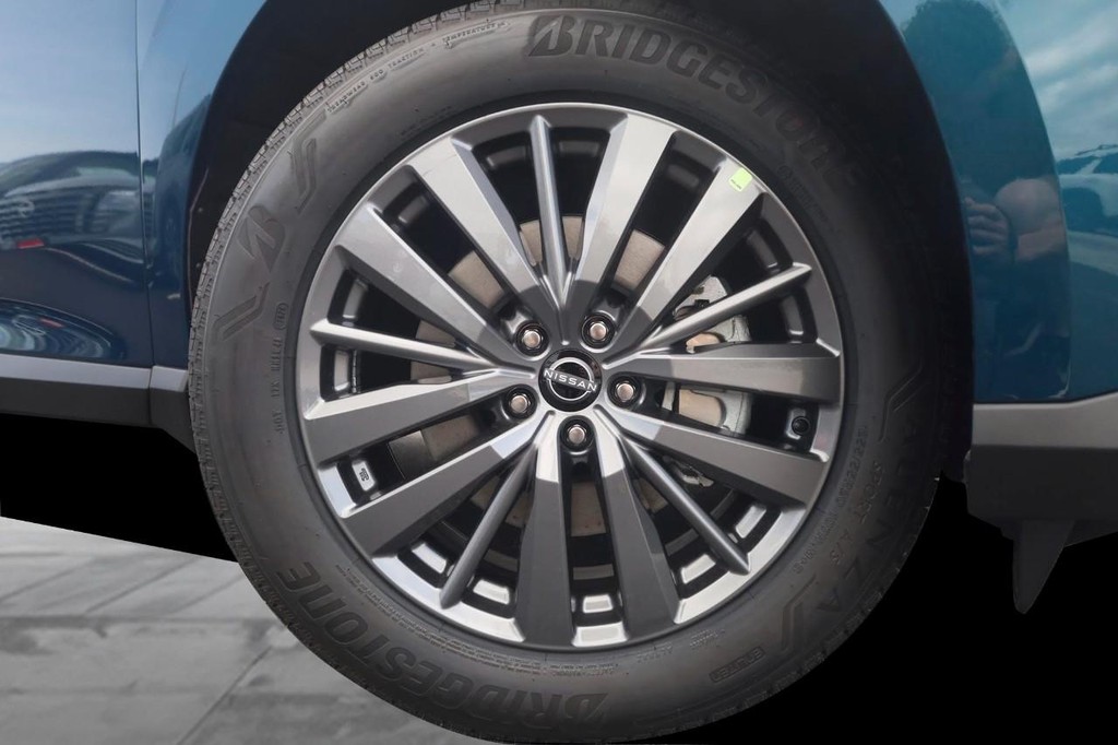 Nissan Murano Vehicle Full-screen Gallery Image 3