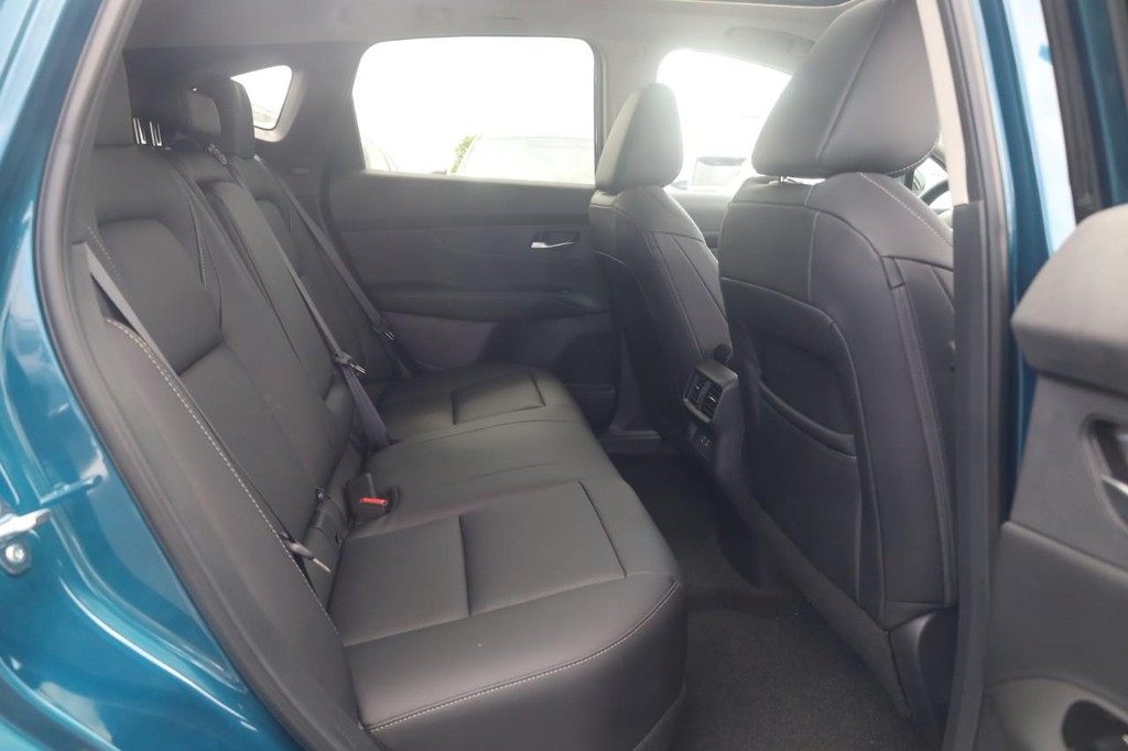 Nissan Murano Vehicle Full-screen Gallery Image 22