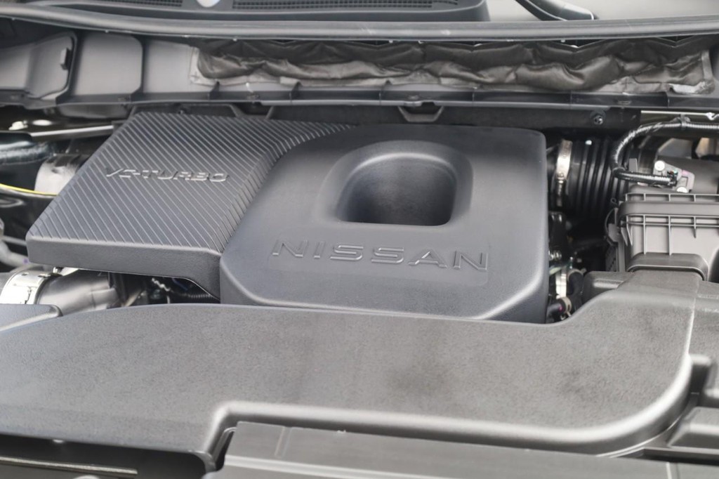 Nissan Murano Vehicle Full-screen Gallery Image 25