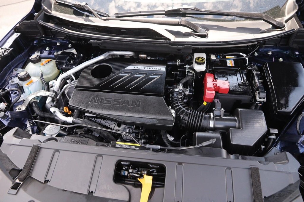 Nissan Rogue Vehicle Image 30