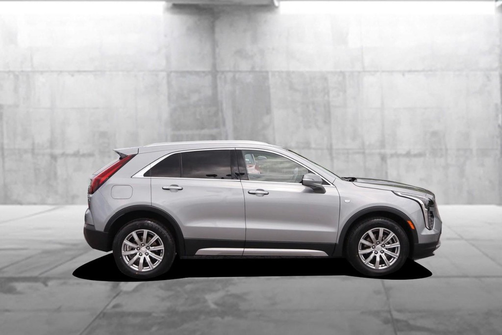 Cadillac XT4 Vehicle Full-screen Gallery Image 5