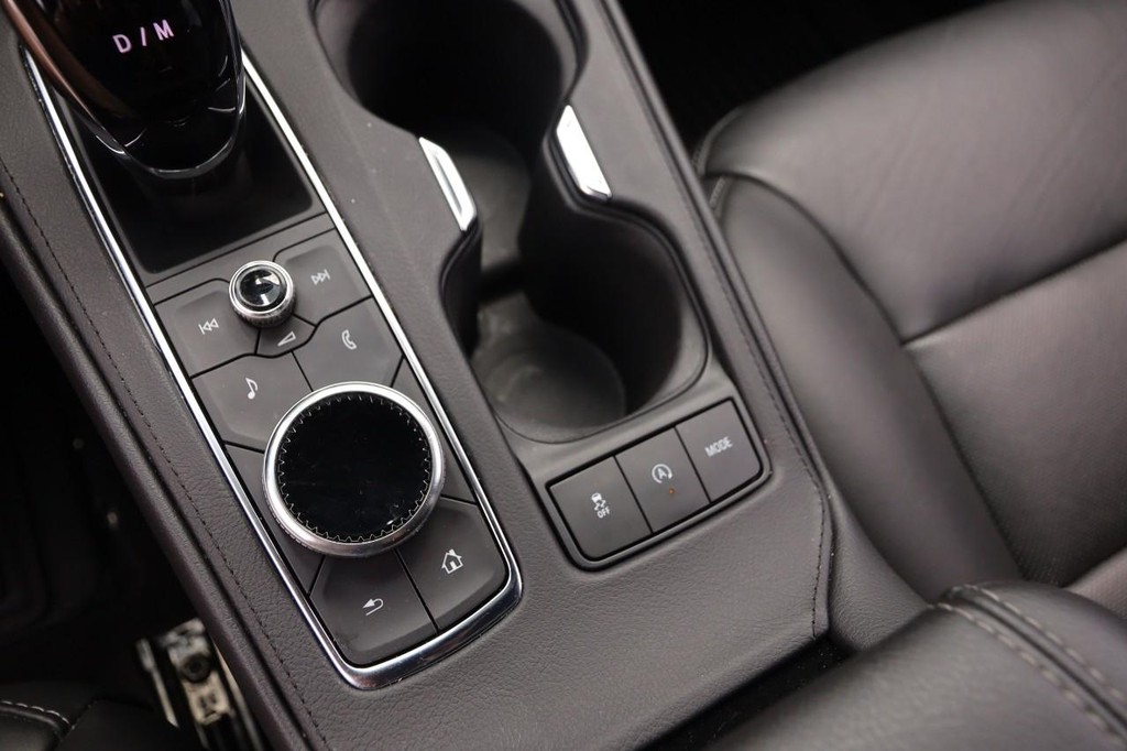 Cadillac XT4 Vehicle Full-screen Gallery Image 20