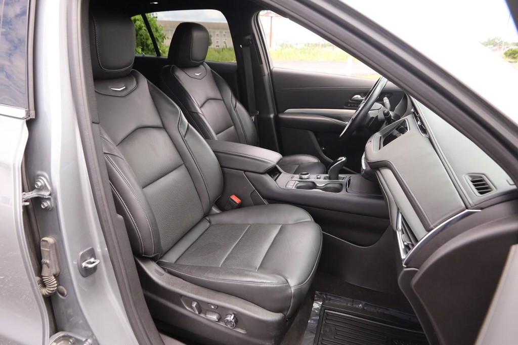 Cadillac XT4 Vehicle Full-screen Gallery Image 27