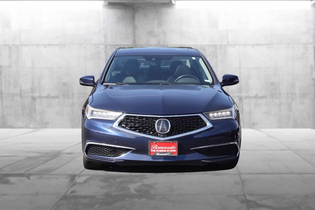 Acura TLX Vehicle Full-screen Gallery Image 4
