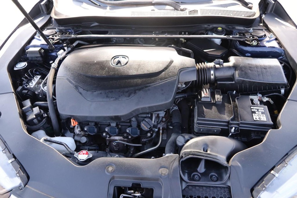 Acura TLX Vehicle Full-screen Gallery Image 28