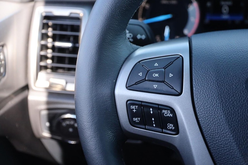 Ford Ranger Vehicle Full-screen Gallery Image 11