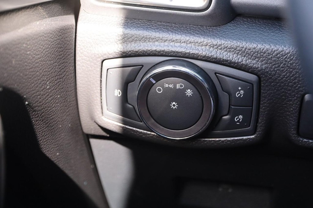 Ford Ranger Vehicle Full-screen Gallery Image 20