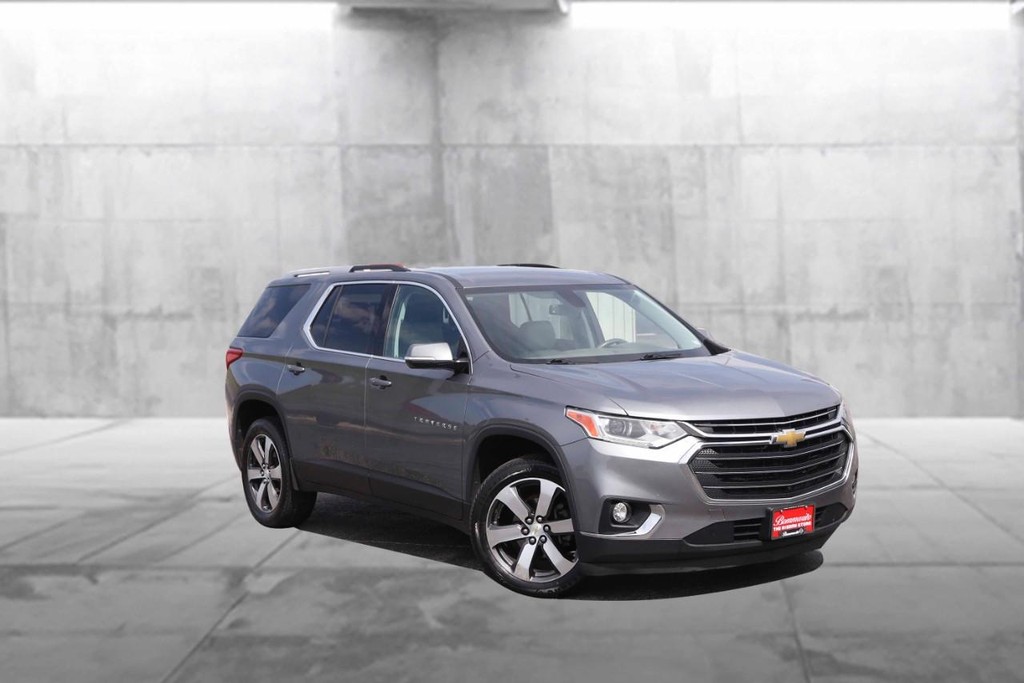 Chevrolet Traverse Vehicle Full-screen Gallery Image 02
