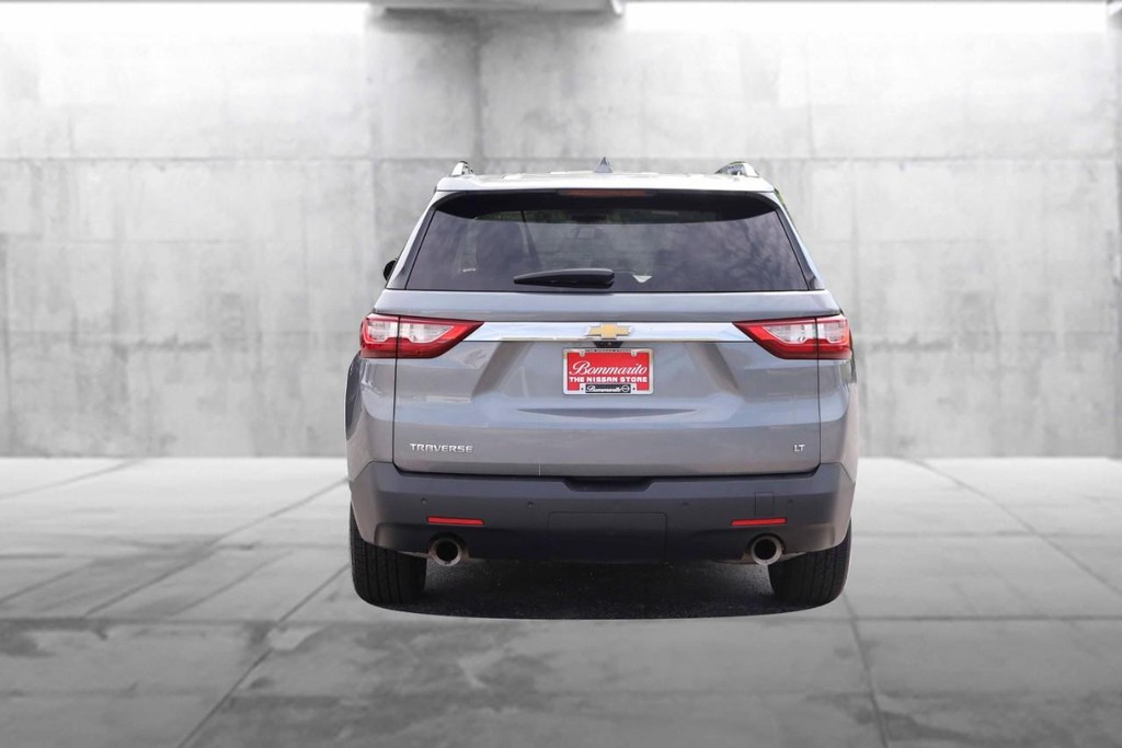 Chevrolet Traverse Vehicle Full-screen Gallery Image 06