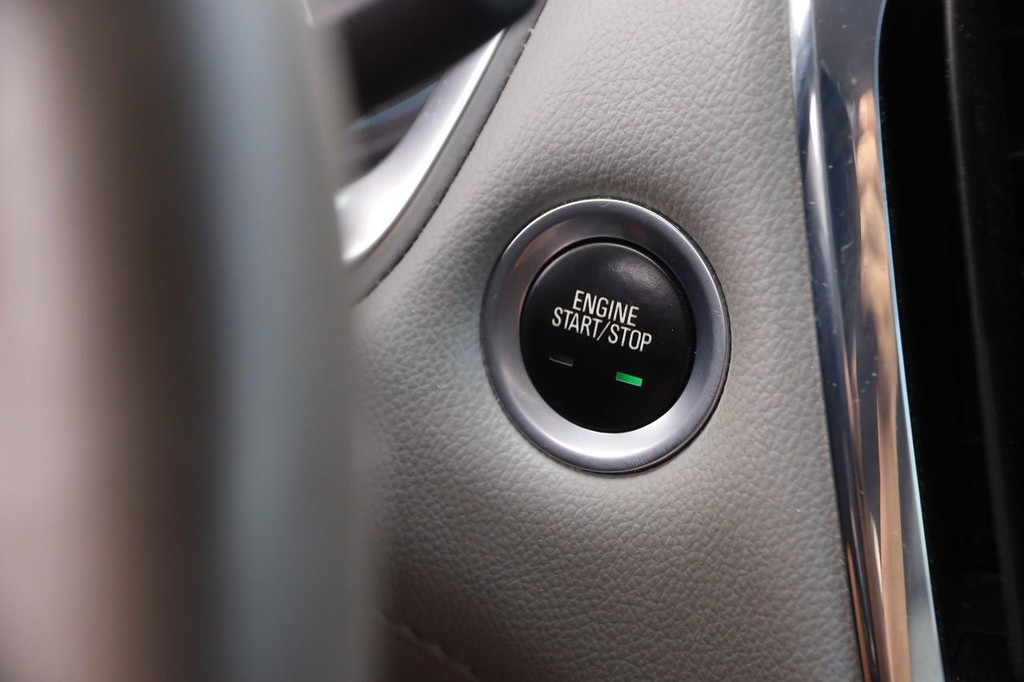 Chevrolet Traverse Vehicle Full-screen Gallery Image 19
