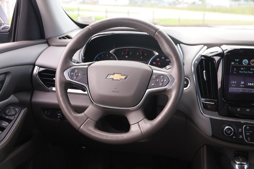 Chevrolet Traverse Vehicle Full-screen Gallery Image 28
