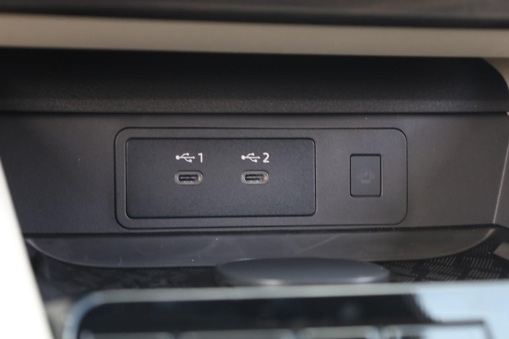 Nissan Murano Vehicle Image 14