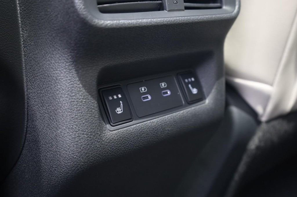 Nissan Murano Vehicle Image 22
