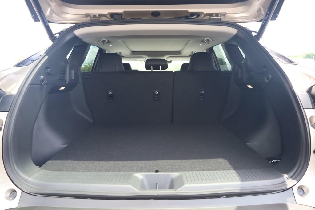 Nissan Murano Vehicle Full-screen Gallery Image 7