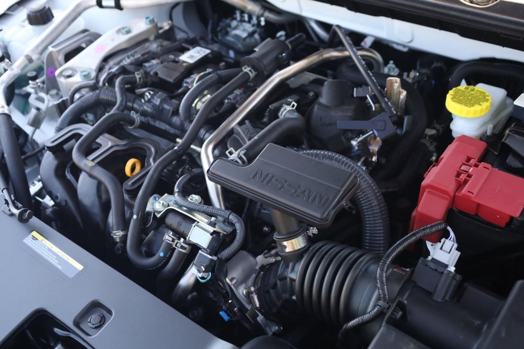 Nissan Sentra Vehicle Image 23