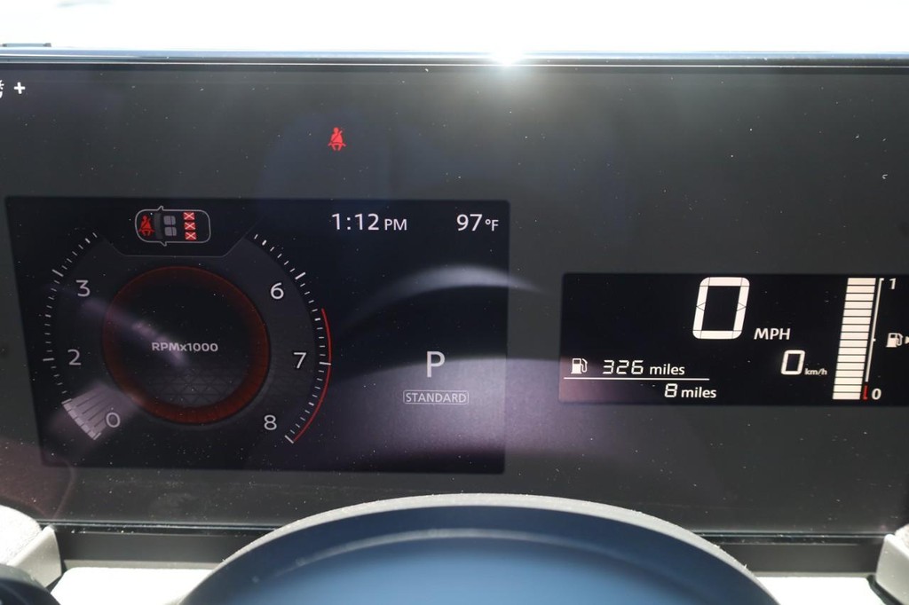 Nissan Kicks Vehicle Image 12