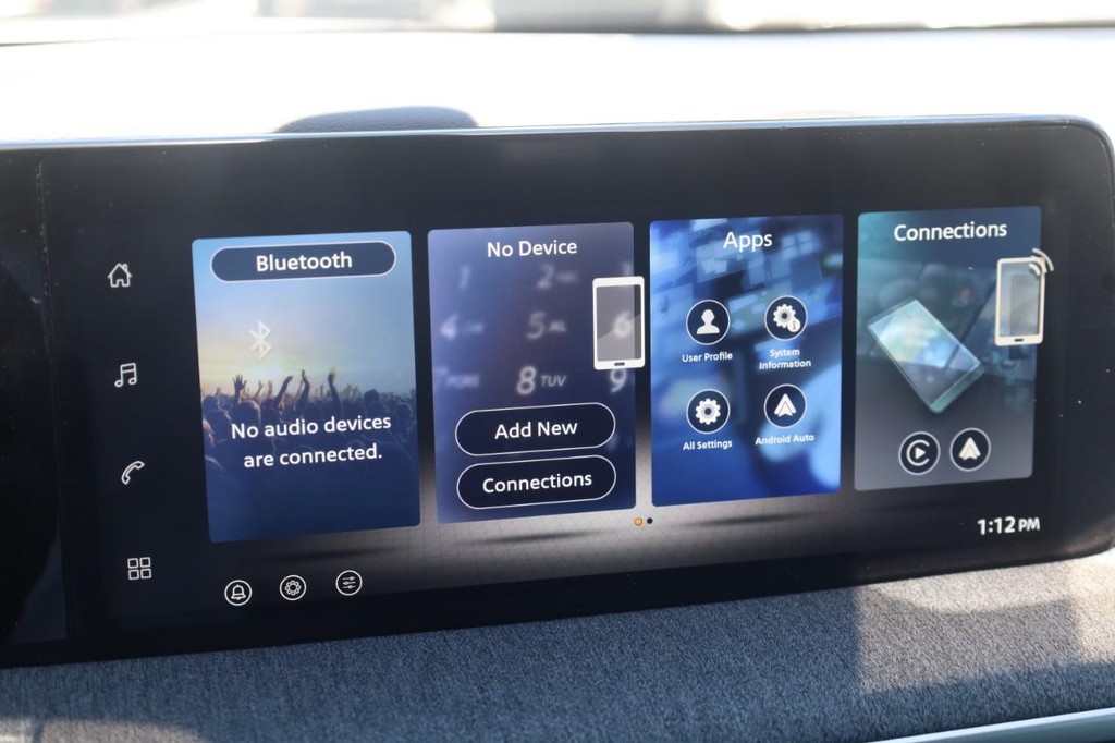 Nissan Kicks Vehicle Image 13