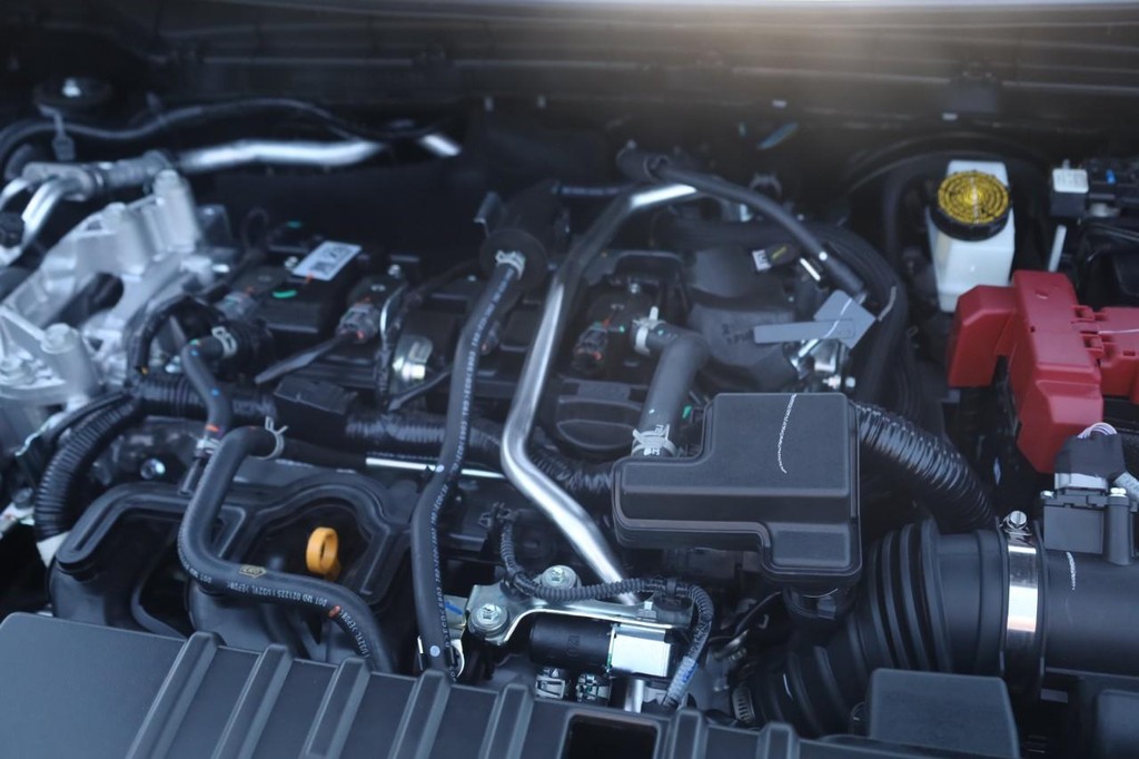 Nissan Kicks Vehicle Image 23