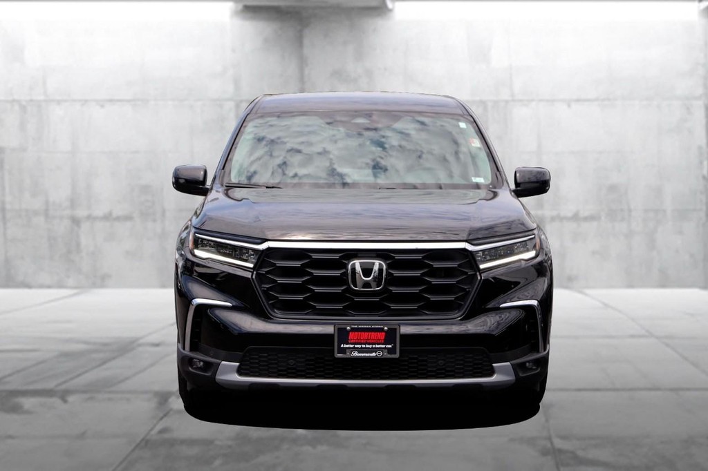 Honda Pilot Vehicle Full-screen Gallery Image 04