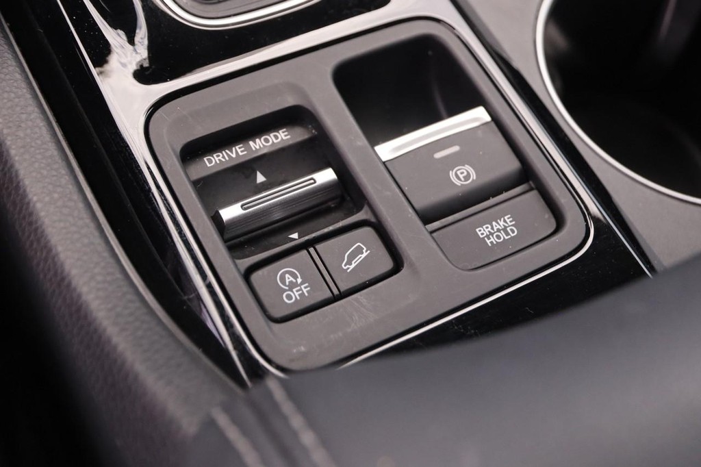 Honda Pilot Vehicle Full-screen Gallery Image 21