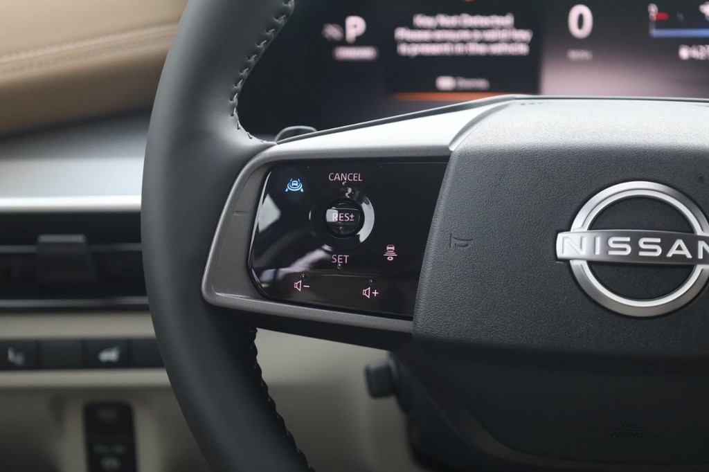 Nissan Murano Vehicle Image 10