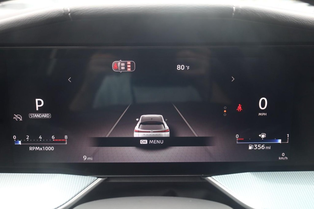 Nissan Murano Vehicle Image 14