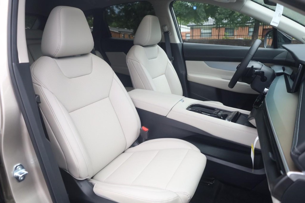 Nissan Murano Vehicle Image 21