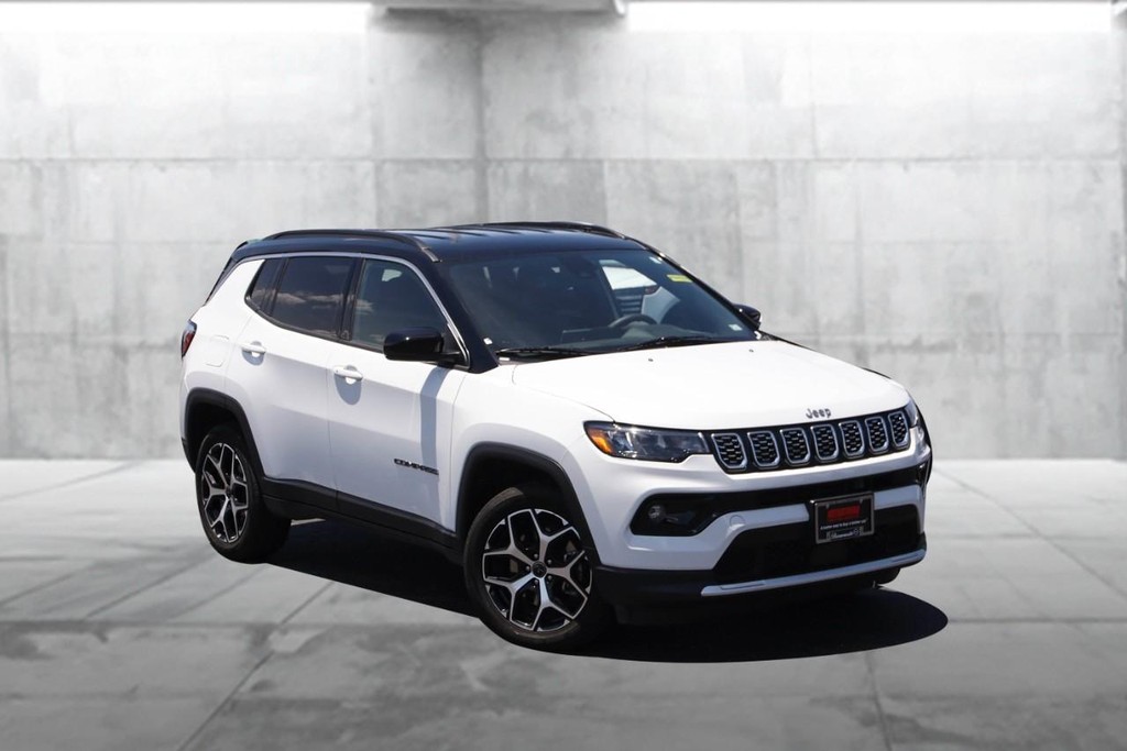 Jeep Compass Vehicle Image 02