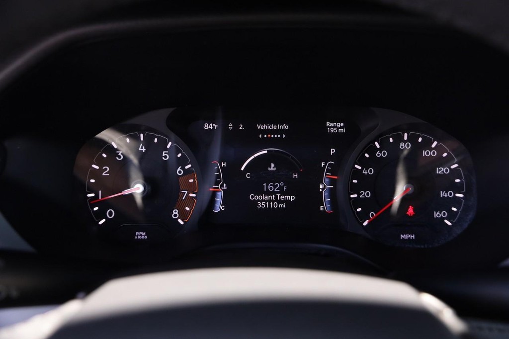Jeep Compass Vehicle Image 13