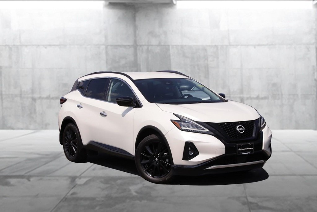Nissan Murano Vehicle Image 02