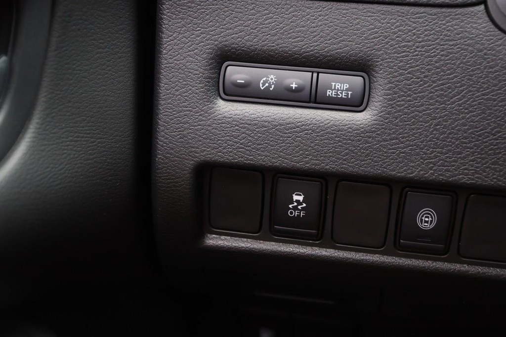 Nissan Murano Vehicle Full-screen Gallery Image 19