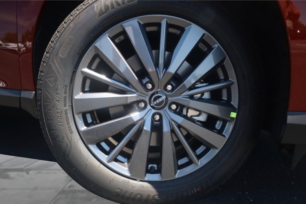 Nissan Murano Vehicle Image 03