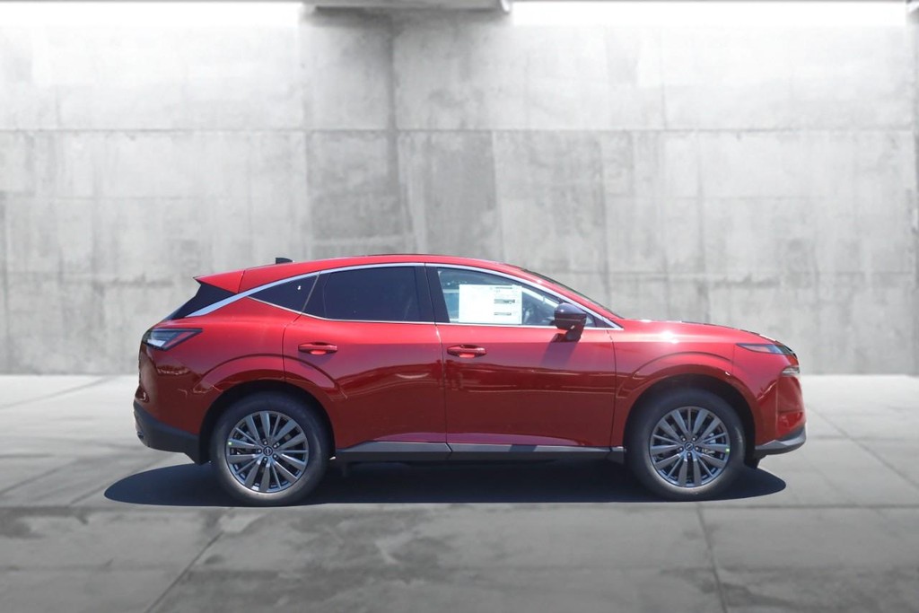 Nissan Murano Vehicle Image 05
