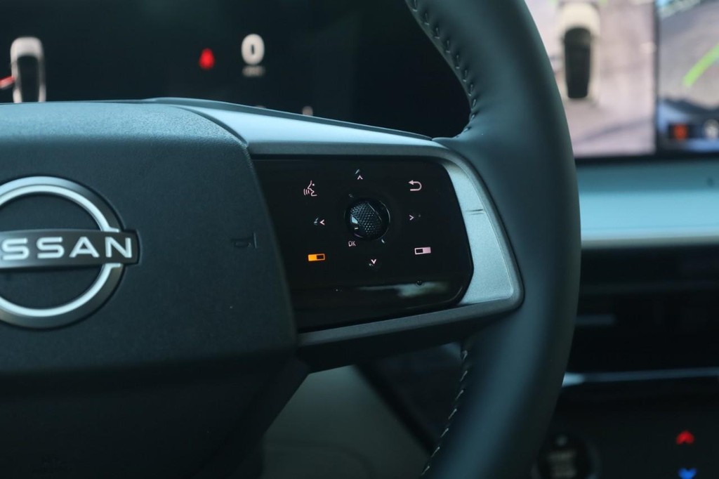 Nissan Murano Vehicle Image 09