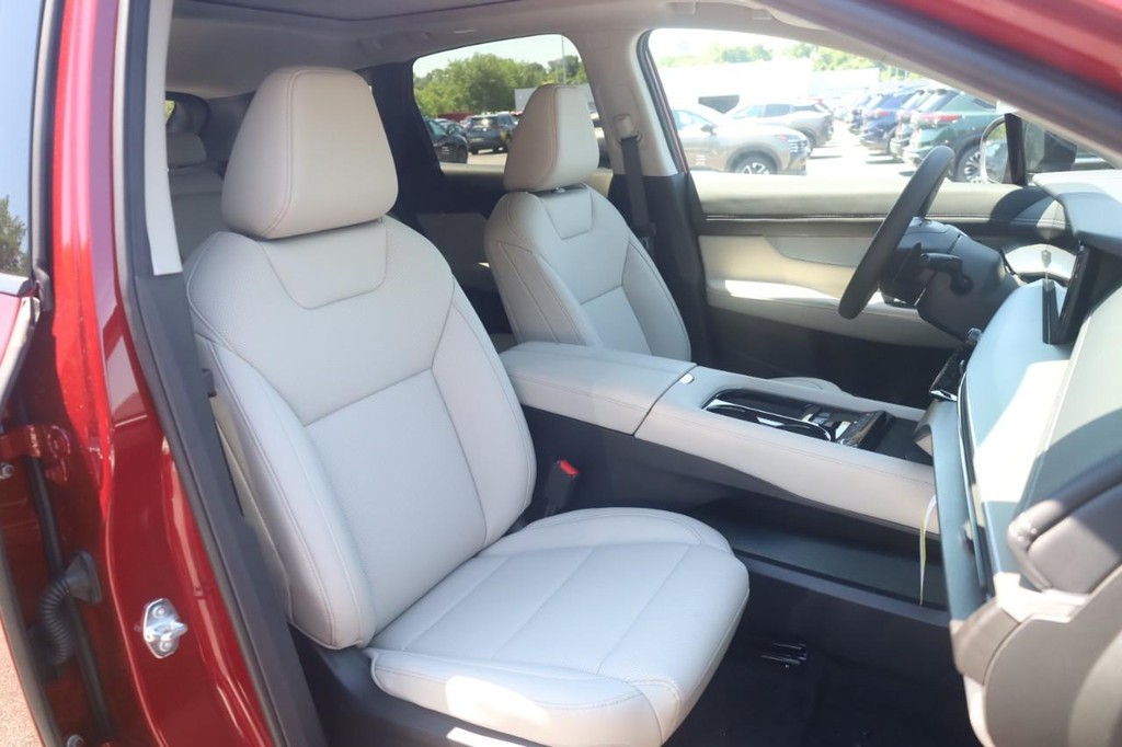 Nissan Murano Vehicle Image 21