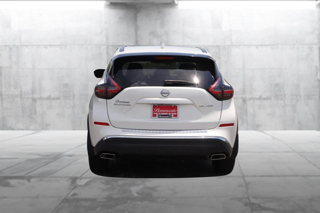 Nissan Murano Vehicle Image 06