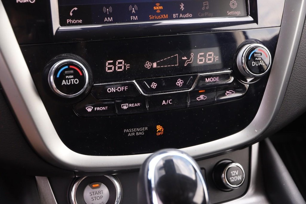 Nissan Murano Vehicle Image 19