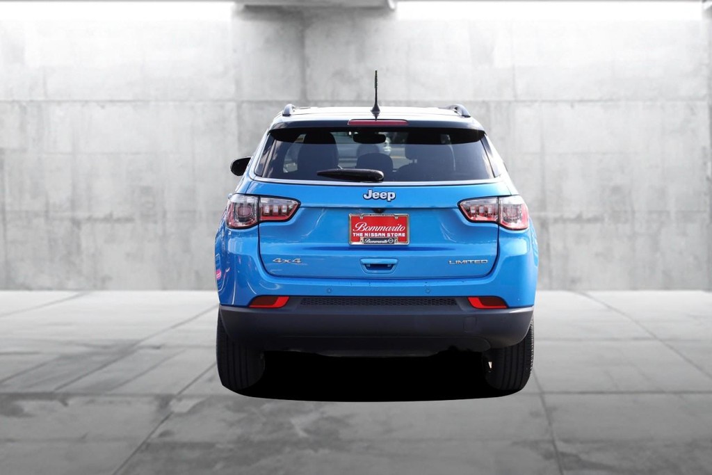 Jeep Compass Vehicle Image 06