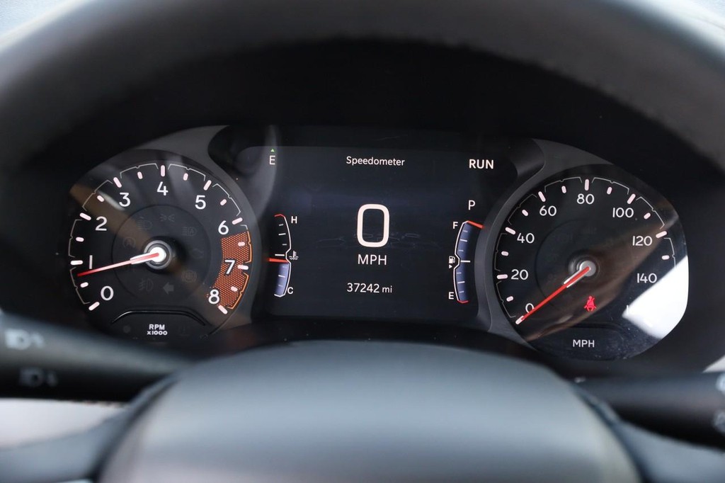 Jeep Compass Vehicle Image 14